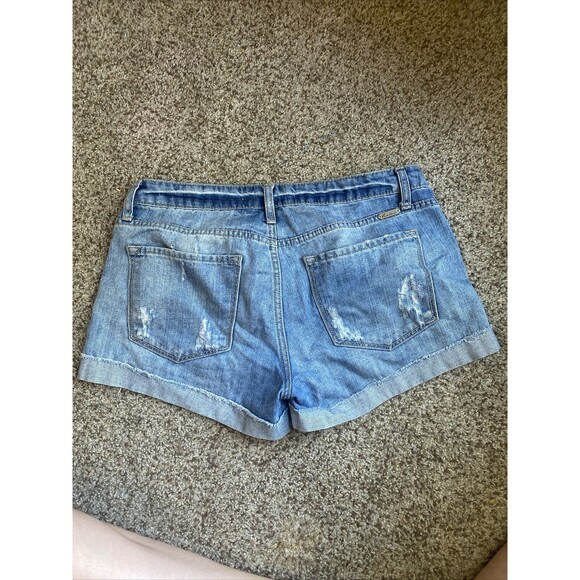 KanCan Distressed Low Rise Shorts With Cuffed Hem Size M - Picture 2 of 7